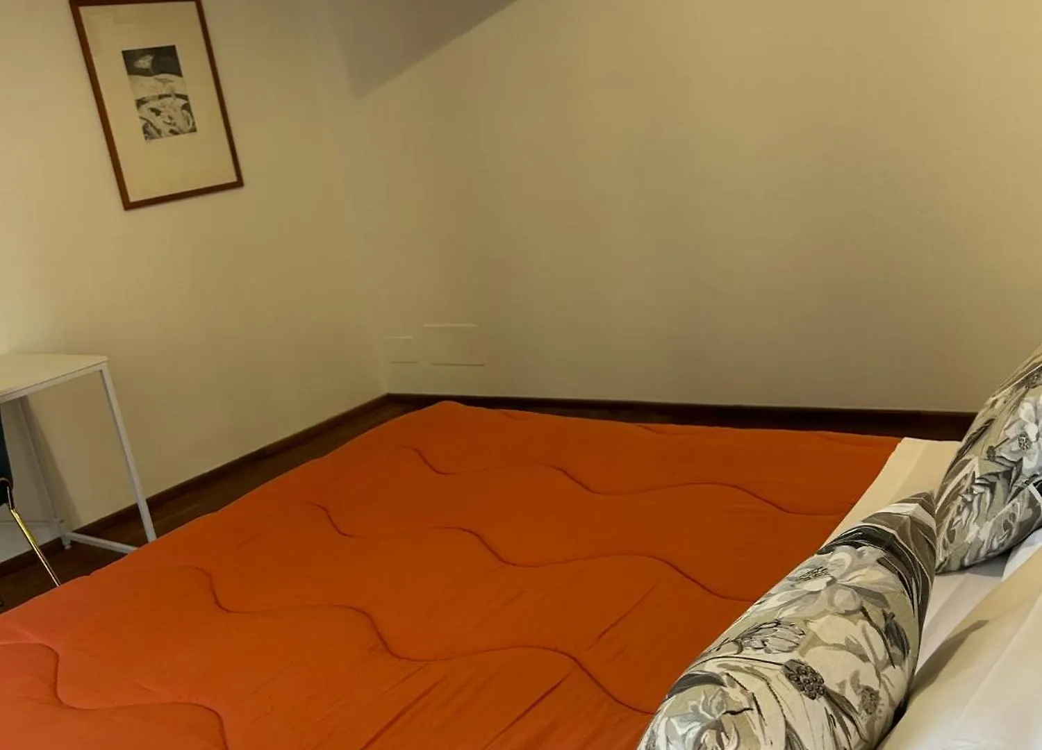 Cavour 142 Rooms ラ・スペツィア ゲストハウス