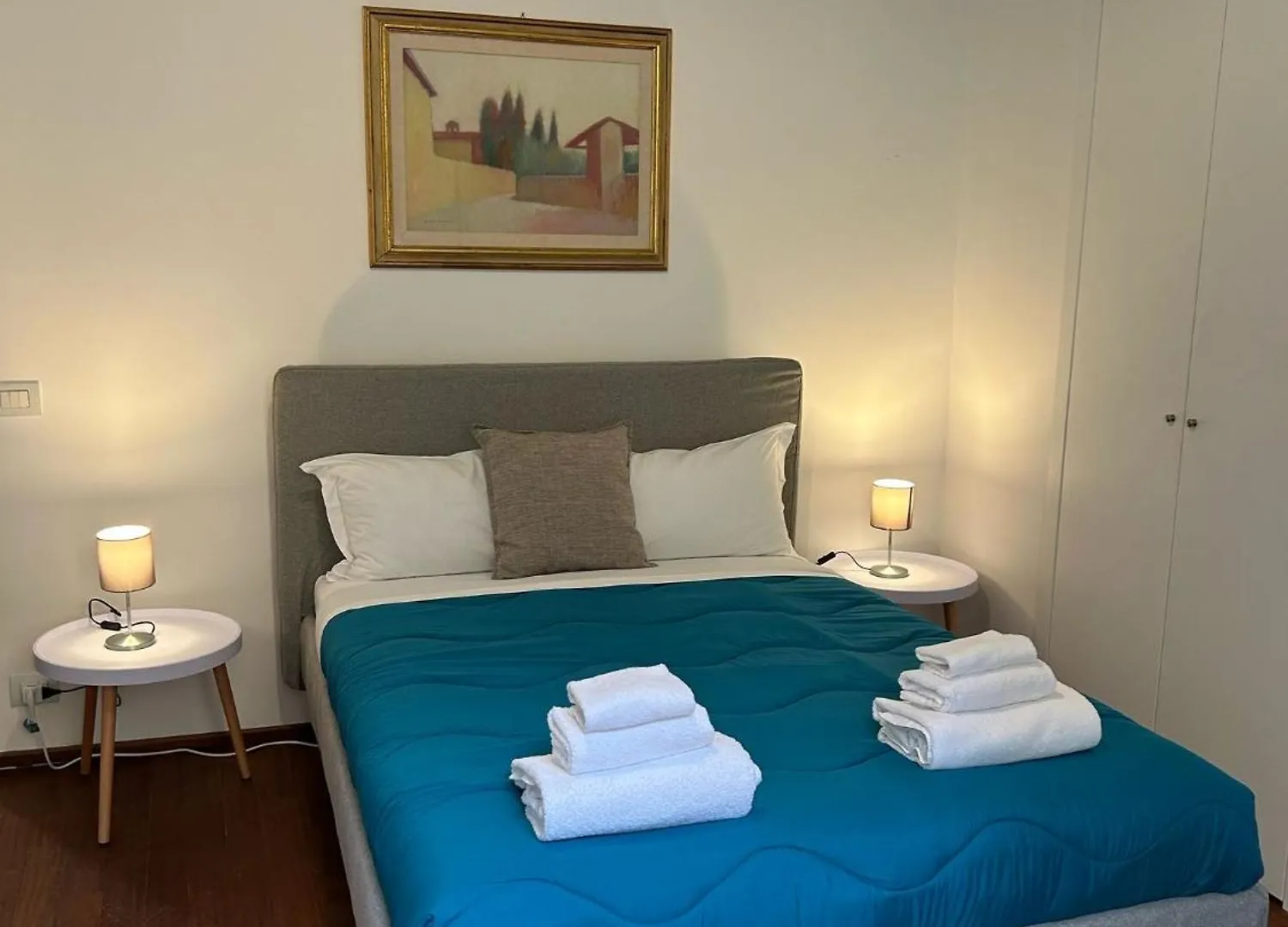Cavour 142 Rooms ラ・スペツィア